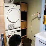 Bubbles And Granules - Single-storey House - Swimming Pool