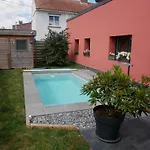 Bubbles And Granules - Single-storey House - Swimming Pool Nyaraló *
