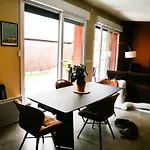 Bubbles And Granules - Single-storey House - Swimming Pool * Provin