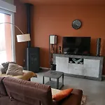 Bubbles And Granules - Single-storey House - Swimming Pool