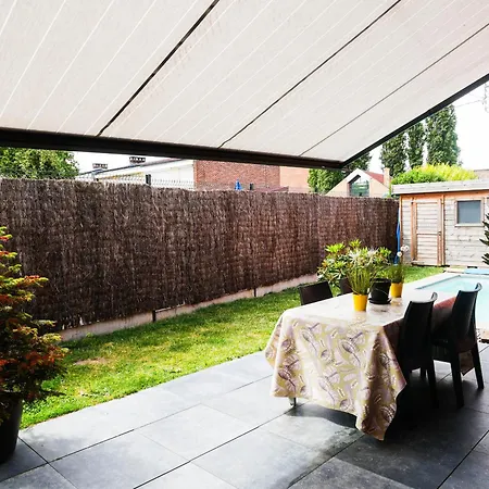 Hébergement de vacances Bubbles And Granules - Single-storey House - Swimming Pool