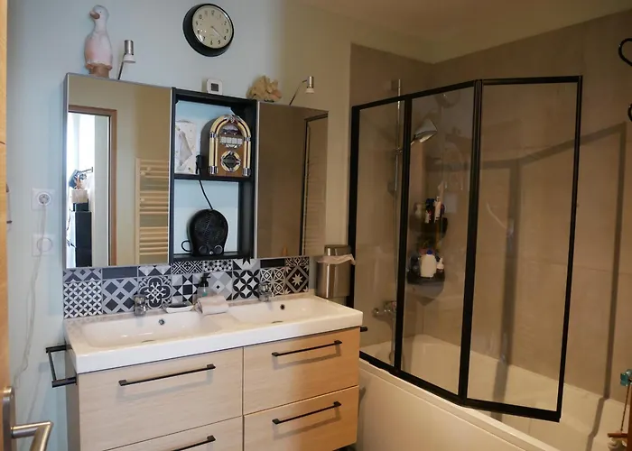 بيت للعطل Bubbles And Granules - Single-storey House - Swimming Pool Provin