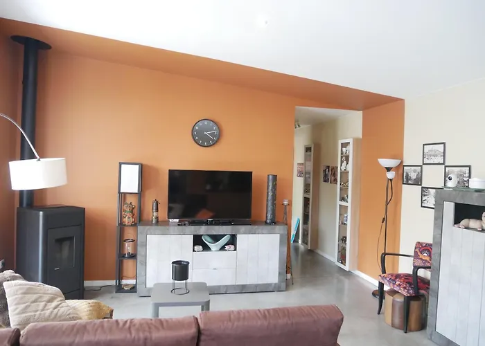 Bubbles And Granules - Single-storey House - Swimming Pool بيت للعطل Provin